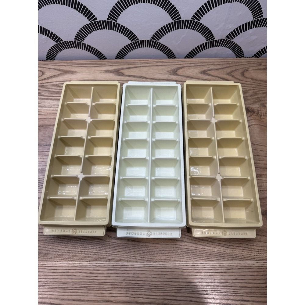VTG General Electric Ice Cube Trays 2 Harvest Gold Yellow 1 Off White Stackable‎